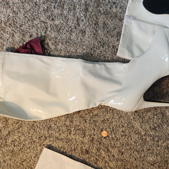 White Platform Boot - Picture 4 of 11